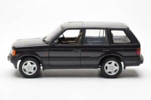 Range Rover P38 4.6 HSE Černý Metalíza AUTOart 1:18 70017 Kov – obrázek 4 z 9