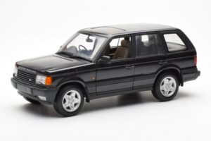 Range Rover P38 4.6 HSE Černý Metalíza AUTOart 1:18