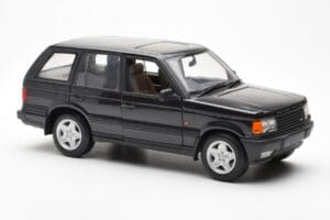 Range Rover P38 4.6 HSE Černý Metalíza AUTOart 1:18 70017 Kov – obrázek 7 z 9