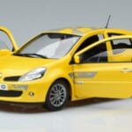 Renault Clio RS Mk3 F1 Team Norev 1:18 185236 Kov - image 2 of 7