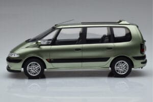 Renault Espace 3 Zelený Otto 1:18 OT430 Pryskyřice – obrázek 3 z 6