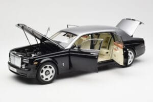 Rolls-Royce Phantom VII EWB Černý a Stříbrný Kyosho 1:18 08841BKS Kov – obrázek 2 z 8