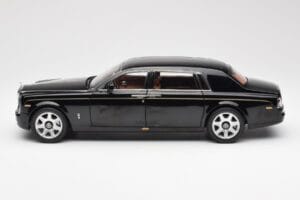 Rolls-Royce Phantom VII EWB Diamond Černý Kyosho 1:18 08841DBK2 Kov – obrázek 4 z 8