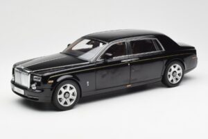 Rolls-Royce Phantom VII EWB Diamond Černý Kyosho 1:18 08841DBK2
