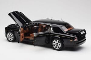 Rolls-Royce Phantom VII EWB Diamond Černý Kyosho 1:18 08841DBK2 Kov – obrázek 5 z 8