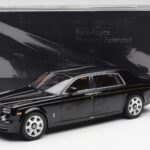 Rolls-Royce Phantom VII EWB Diamond Černý Kyosho 1:18 08841DBK2 - image 8 of 8