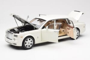 Rolls-Royce Phantom VII EWB English Bílý Kyosho 1:18 08841EW2 Kov – obrázek 2 z 8