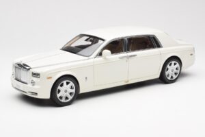 Rolls-Royce Phantom VII EWB English Bílý Kyosho 1:18 08841EW2