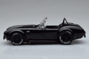Shelby Cobra 427 S/C Černý Kyosho 1:18 08048BK Kov – obrázek 4 z 9