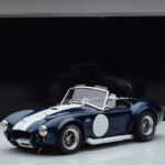 Shelby Cobra 427 S/C Tmavě Modrý Kyosho 1:18 - image 9 of 9