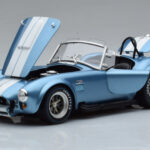 Shelby Cobra 427 S/C Světle Modrý Kyosho 1:18 - image 2 of 9