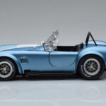 Shelby Cobra 427 S/C Světle Modrý Kyosho 1:18 - image 4 of 9