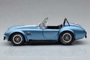 Shelby Cobra 427 S/C Světle Modrý Kyosho 1:18 08048SBL Kov – obrázek 4 z 9