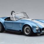 Shelby Cobra 427 S/C Světle Modrý Kyosho 1:18 - image 5 of 9