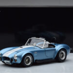 Shelby Cobra 427 S/C Světle Modrý Kyosho 1:18 - image 9 of 9