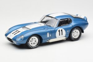 Shelby Daytona Cobra Coupe #11 S. Thompson 24 Hours of Le Mans 1965 CMR 1:18 CMR114