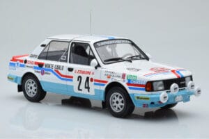 Skoda 130 L Night Version #24 J. Augland Rally Monte Carlo 1987 IXO 1:18 18RMC156 Kov – obrázek 4 z 6