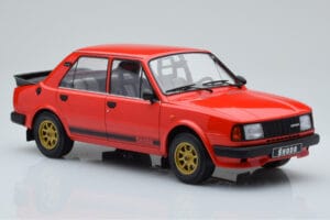 Skoda 130 LR Červený IXO 1:18 18CMC159 Kov – obrázek 4 z 6