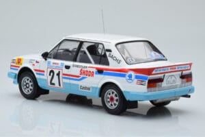 Skoda 130 LR #21 L. Krecek / B. Motl Rally Acropolis 1986 IXO 1:18 18RMC157A Kov – obrázek 4 z 6