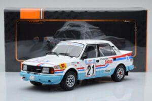 Skoda 130 LR #21 L. Krecek / B. Motl Rally Acropolis 1986 IXO 1:18 18RMC157A Kov – obrázek 6 z 6