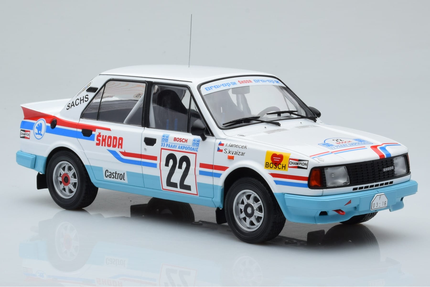 Skoda 130 LR #22 S. Kvaizar / J. Janecek Rally Acropolis 1986 IXO 1:18 18RMC157B Kov – obrázek 4 z 6