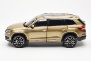 Skoda Kodiaq Zlatý FAW 1:18 ZSX000001GOL Kov – obrázek 4 z 8