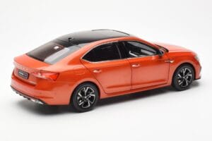 Skoda Octavia Pro Oranžový FAW 1:18 ZMR000006ORA Kov – obrázek 3 z 8