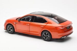 Skoda Octavia Pro Oranžový FAW 1:18 ZMR000006ORA Kov – obrázek 7 z 8