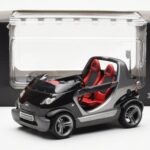 Smart Fortwo Crossblade Kabriolet Stříbrná Černá Kyosho 1:18 - image 6 of 6