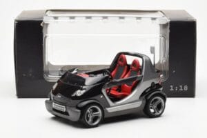 Smart Fortwo Crossblade Kabriolet Stříbrná Černá Kyosho 1:18 13440 Kov – obrázek 6 z 6