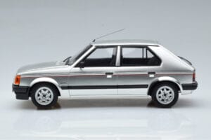 Talbot Horizon Premium Stříbrný Otto 1:18 OT188 Pryskyřice – obrázek 3 z 6