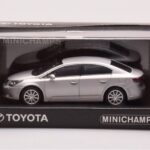 Toyota Avensis T270 Stříbrný Minichamps 1:43 - image 4 of 4