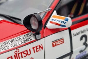 Toyota Celica GT-Four ST165 #3 B. Waldegard / F. Gallagher Winner Safari Rally 1990 Kyosho 1:18 08961A Kov – obrázek 11 z 12