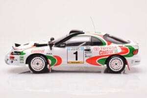Toyota Celica Turbo 4WD ST185 #1 J. Kankkunen / J. Piironen Safari Rally 1993 IXO 1:18 18RMC150A Kov – obrázek 3 z 6
