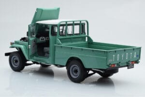 Toyota Land Cruiser 40 4x4 Pickup Zelený Kyosho 1:18 08958FG Kov – obrázek 3 z 8
