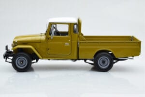 Toyota Land Cruiser 40 4x4 Pickup Olivový Kyosho 1:18 08958K Kov – obrázek 5 z 8