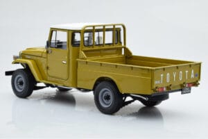 Toyota Land Cruiser 40 4x4 Pickup Olivový Kyosho 1:18 08958K Kov – obrázek 7 z 8
