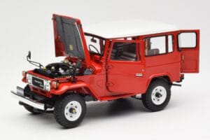 Toyota Land Cruiser FJ40 Van Červený Kyosho 1:18 08971R Kov – obrázek 2 z 8