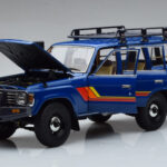 Toyota Land Cruiser 60 Modrý S Volitelnými Díly Kyosho 1:18 - image 2 of 11