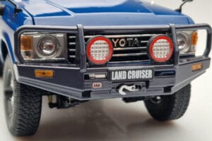 Toyota Land Cruiser 60 Modrý S Volitelnými Díly Kyosho 1:18 08956XBL Kov – obrázek 8 z 11