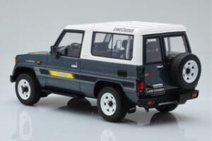 Toyota Land Cruiser LJ73 Šedý Otto 1:18 OT437 Pryskyřice – obrázek 5 z 6