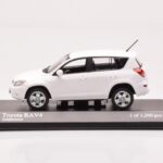 Toyota RAV4 XA30 Bílý Minichamps 1:43