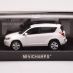 Toyota RAV4 XA30 Bílý Minichamps 1:43 - image 4 of 4