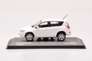 Toyota RAV4 XA30 Bílý Minichamps 1:43