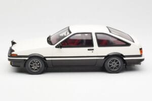 Toyota Sprinter Trueno AE86 Bílý Otto 1:18 OT444B Pryskyřice – obrázek 3 z 6