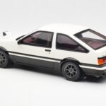 Toyota Sprinter Trueno AE86 Bílý Otto 1:18 OT444B - image 5 of 6