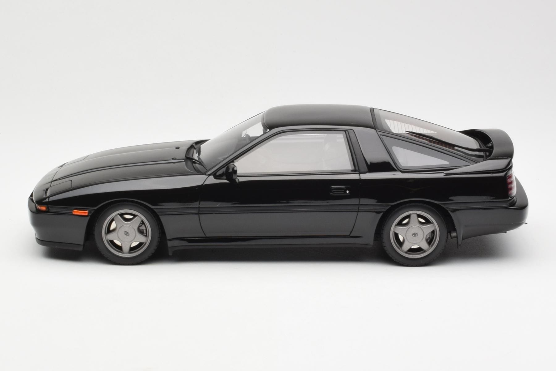 Toyota Supra A70 2.5 Twin Turbo R Černý Otto 1:18 OT222 Pryskyřice – obrázek 3 z 6