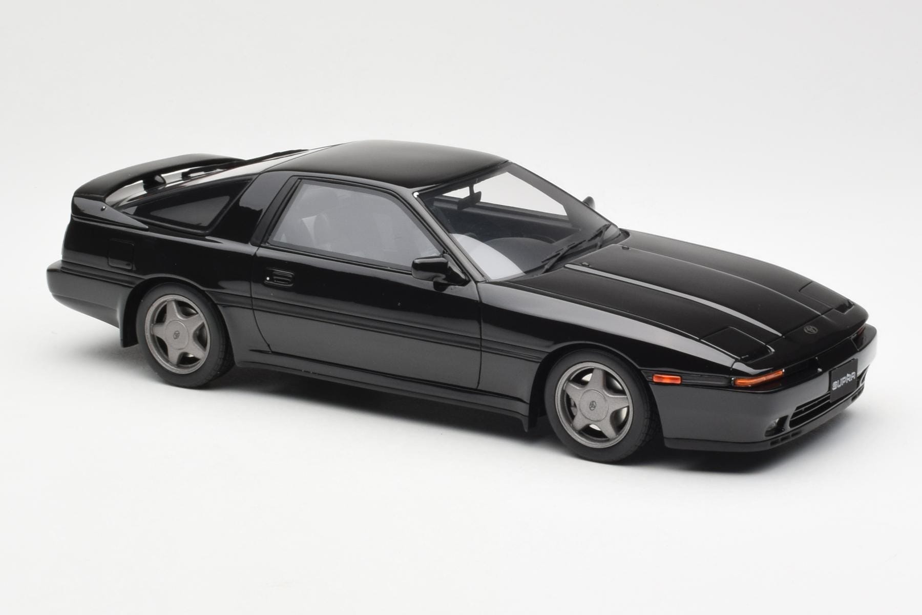 Toyota Supra A70 2.5 Twin Turbo R Černý Otto 1:18 OT222 Pryskyřice – obrázek 4 z 6