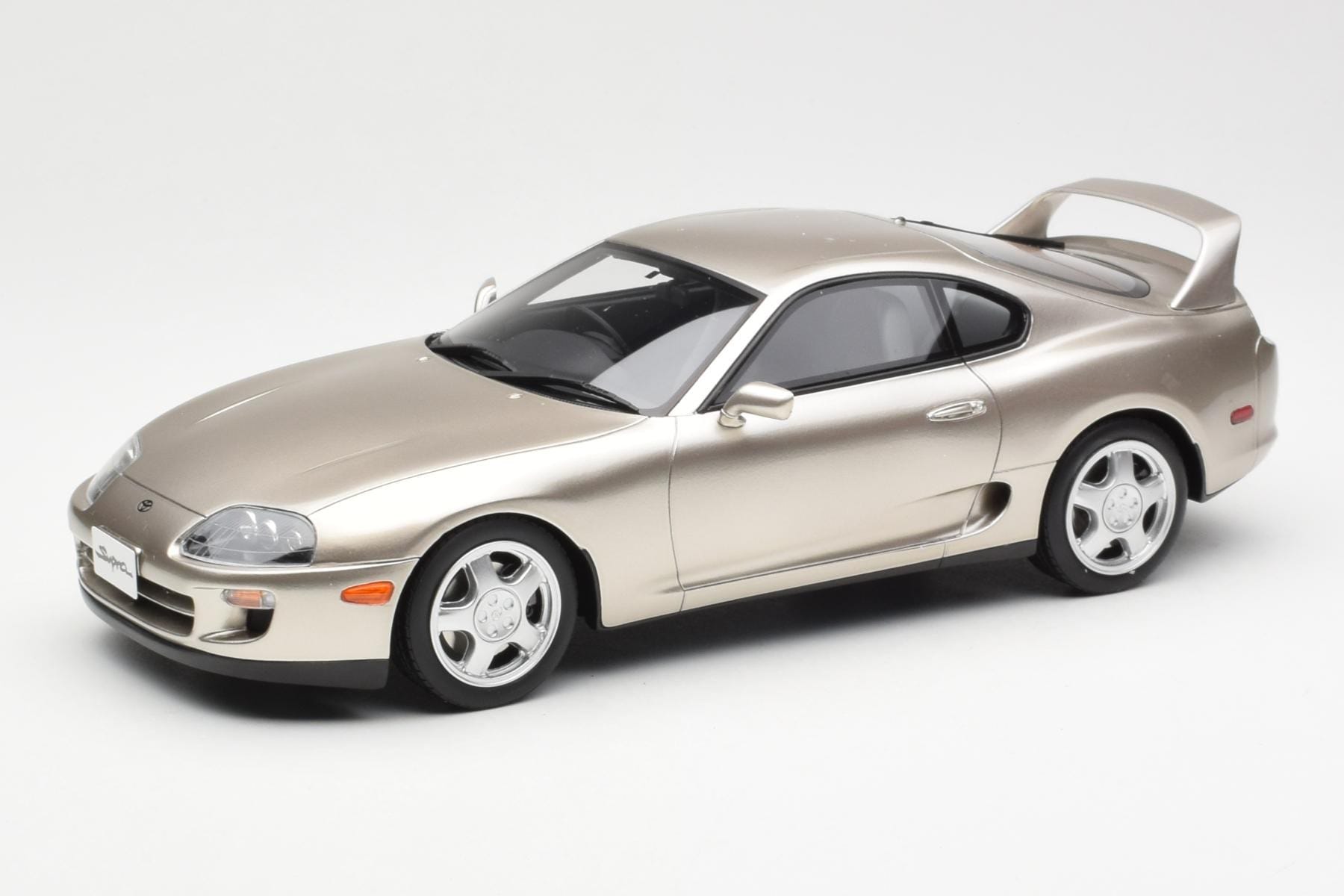 Toyota Supra A80 Stříbrný Otto 1:18 OTM715 Pryskyřice