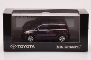 Toyota Urban Cruiser Fialová Metalíza Minichamps 1:43 403166963 Kov – obrázek 4 z 4